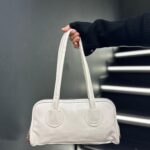 Beyaz Uzun Form Çanta