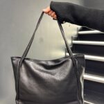 Siyah Renk Büyük Omuz Çantası