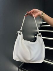 Beyaz Halka Detaylı Astarlı Salaş Omuz Çantası