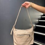 Krem Fermuarlı Bucket Omuz Çantası