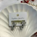 Gümüş Renk Çelik Küpe