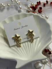 Yıldız Figürlü Gold Çelik Küpe