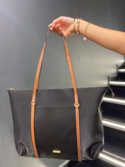 Askıları Halka Detaylı Büyük Siyah Omuz Çantası